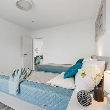 With 2 Bedrooms Semesterbostad *