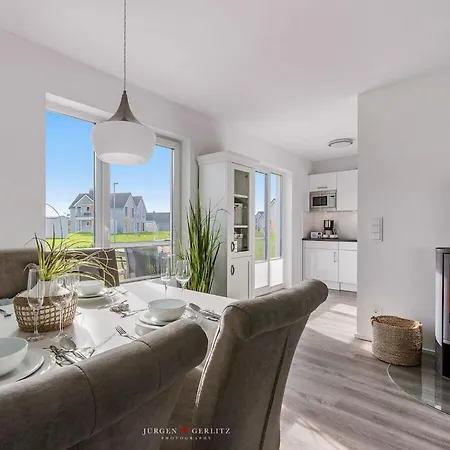 With 2 Bedrooms